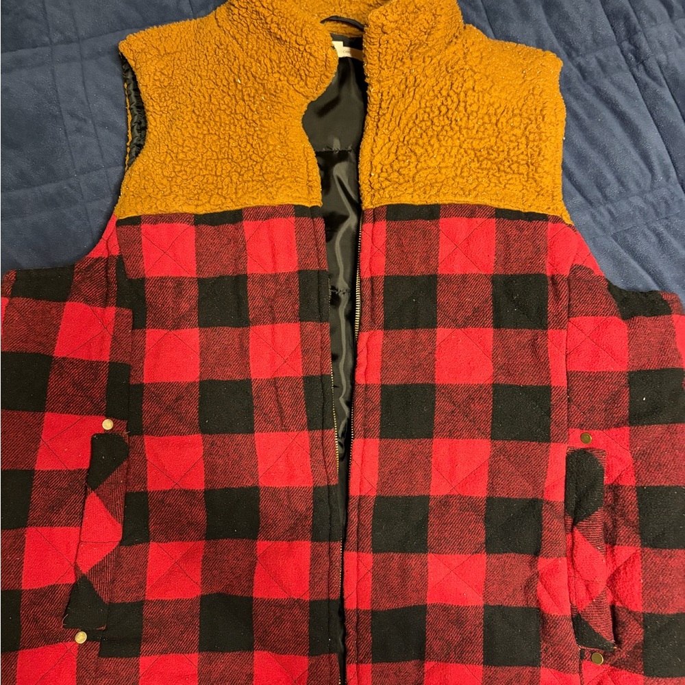 Maurices Buffalo checked Black Quilted Vest